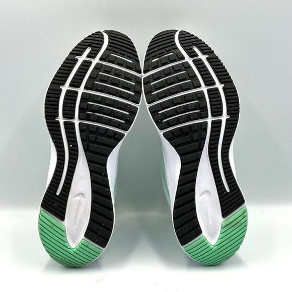 Nike Wmns Quest 3 'White Green Glow' - Picture 7 of 9